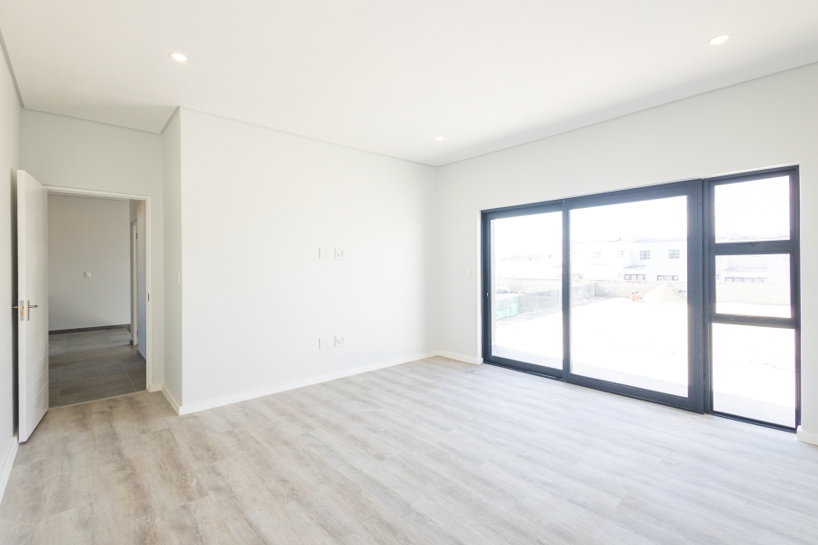 4 Bedroom Property for Sale in Sandown Western Cape